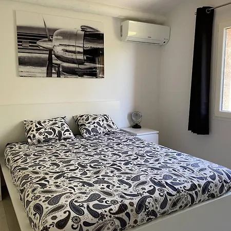 Вилла Avec Piscine A Debordement Et Climatisation, Cote D'azur - Fr-1-768-71 Лес-Иссамбр